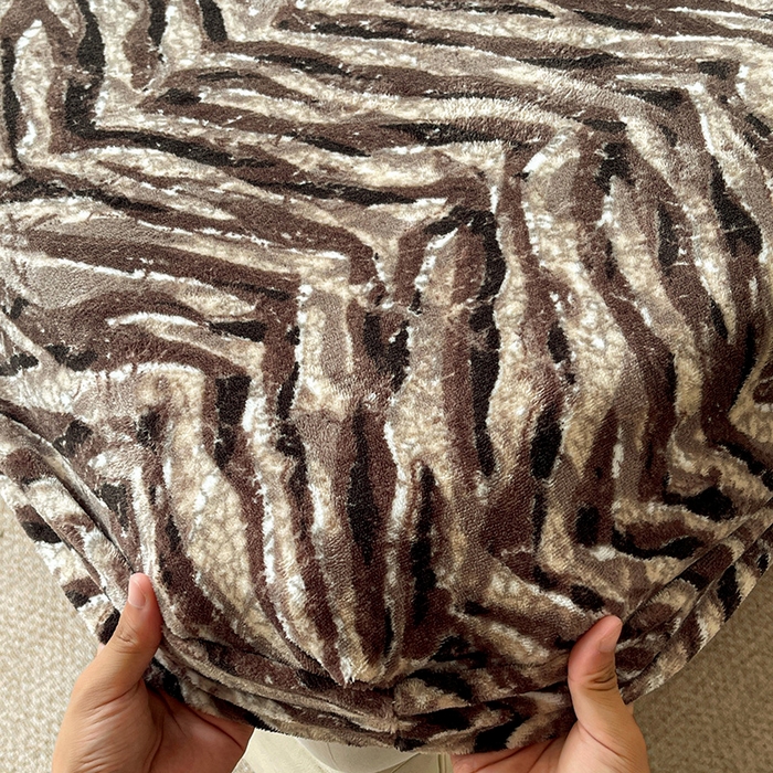 91家纺网 家纺一手货源 找家纺 朵朵家纺 2025新款加厚牛奶绒印花单床笠单品学生宿舍床垫保护套 床笠（床垫保护套可定制尺寸 ） 摩卡生活