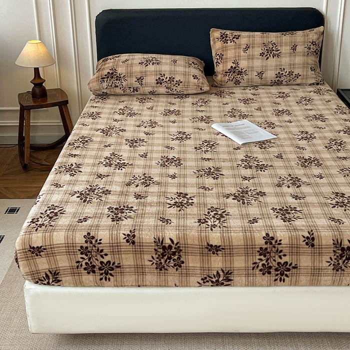 91家纺网 家纺一手货源 找家纺 朵朵家纺 2025新款加厚牛奶绒印花单床笠单品学生宿舍床垫保护套 床笠（床垫保护套可定制尺寸 ） 南枝向暖