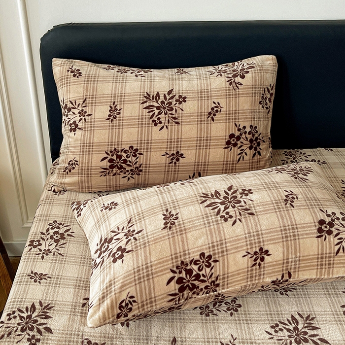 91家纺网 家纺一手货源 找家纺 朵朵家纺 2025新款加厚牛奶绒印花单床笠单品学生宿舍床垫保护套 床笠（床垫保护套可定制尺寸 ） 南枝向暖