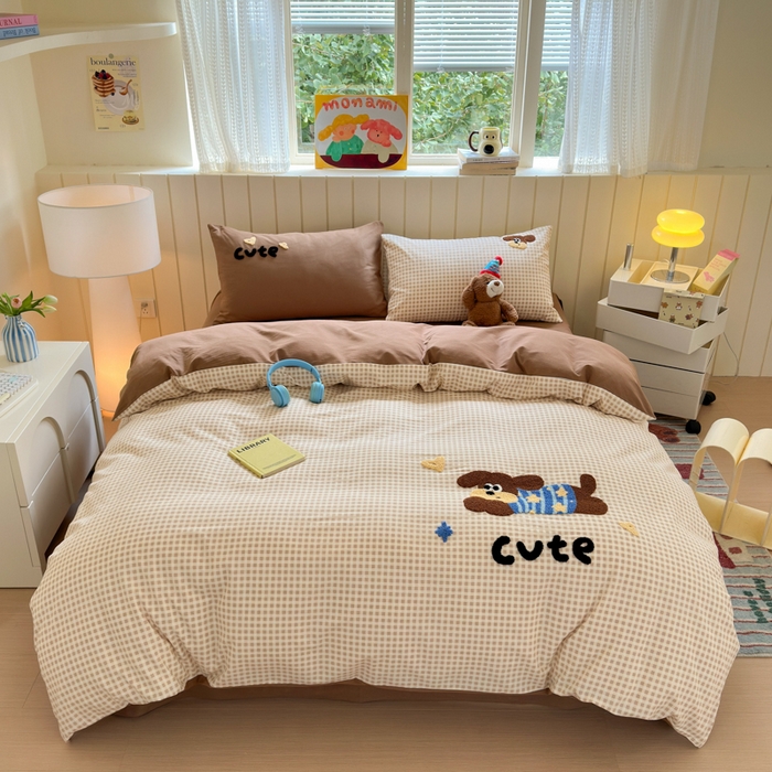 91家纺网 家纺一手货源 找家纺 （总）如意朵 2025新款全棉磨毛卡通毛巾绣四件套（专版花型）-场景二