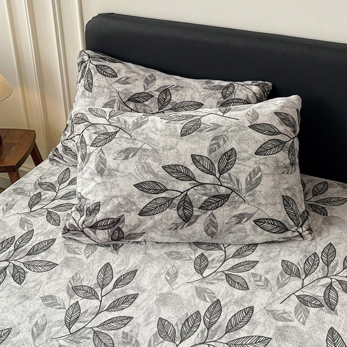 91家纺网 家纺一手货源 找家纺 朵朵家纺 2025新款加厚牛奶绒印花单床笠单品学生宿舍床垫保护套 床笠（床垫保护套可定制尺寸 ） 一叶知秋