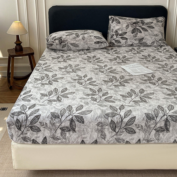 91家纺网 家纺一手货源 找家纺 朵朵家纺 2025新款加厚牛奶绒印花单床笠单品学生宿舍床垫保护套 床笠（床垫保护套可定制尺寸 ） 一叶知秋