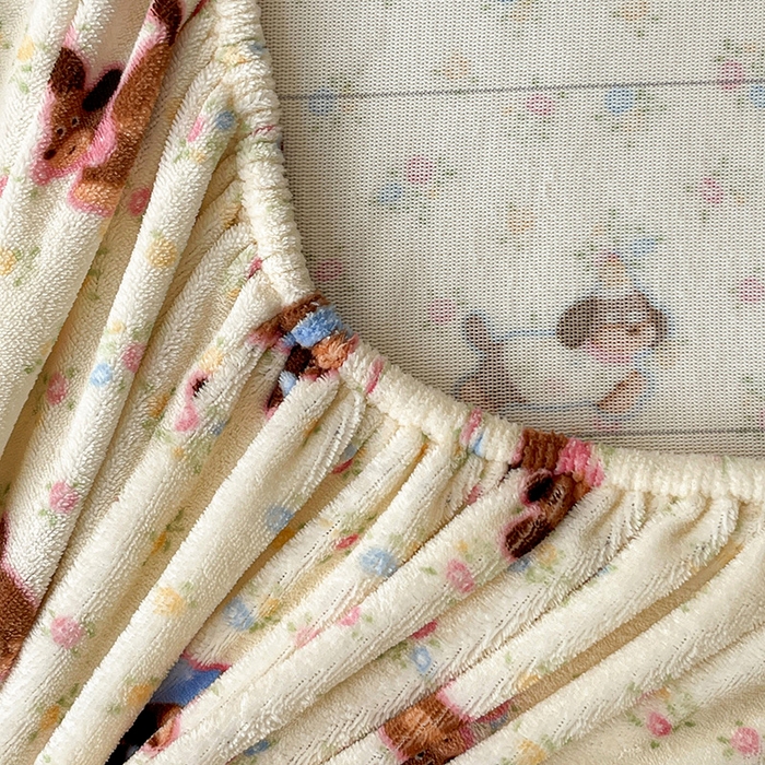 91家纺网 家纺一手货源 找家纺 朵朵家纺 2025新款加厚牛奶绒印花单床笠单品学生宿舍床垫保护套 床笠（床垫保护套可定制尺寸 ） 元气狗