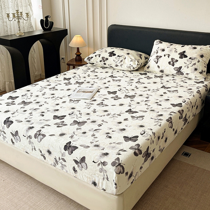 91家纺网 家纺一手货源 找家纺 朵朵家纺 2025新款加厚牛奶绒印花单床笠单品学生宿舍床垫保护套 床笠（床垫保护套可定制尺寸 ） 月光蝴蝶