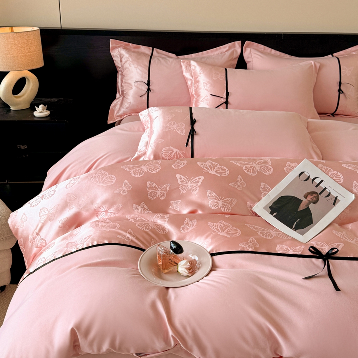 91家纺网 家纺一手货源 找家纺 千希家纺 2025新款斜纹亲肤棉提花四件套-洛莉系列（提供买家秀） 洛莉-蜜桃粉