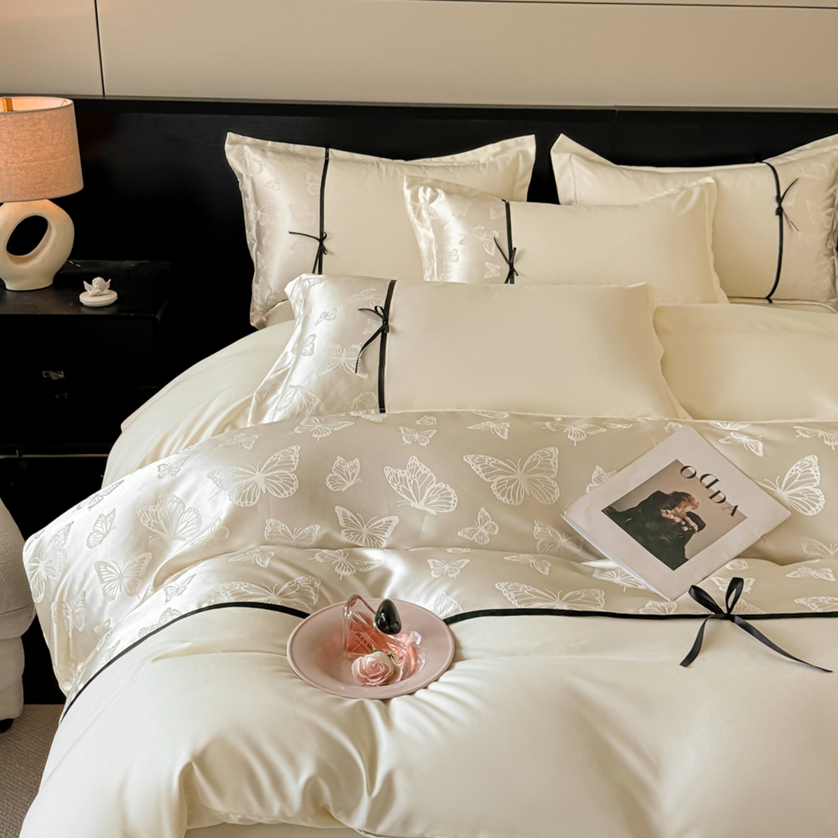 91家纺网 家纺一手货源 找家纺 千希家纺 2025新款斜纹亲肤棉提花四件套-洛莉系列（提供买家秀） 洛莉-米白