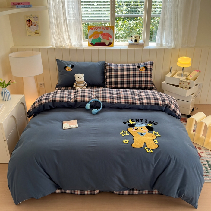 如意朵 2025新款全棉磨毛卡通毛巾绣四件套（专版花型）-场景二 加油小狗