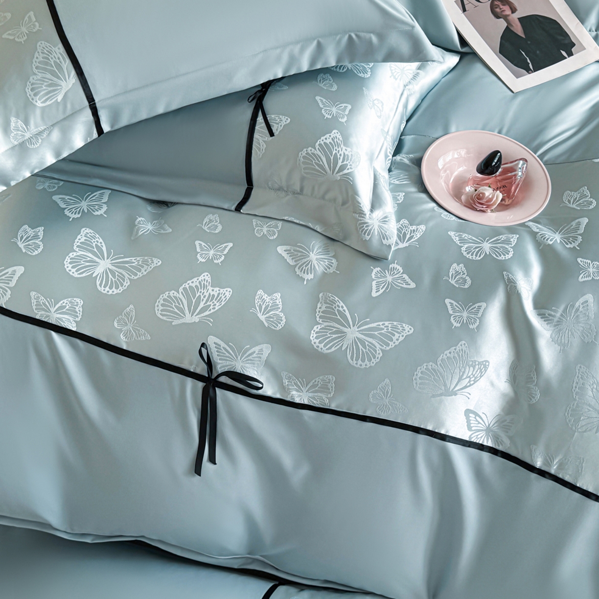 91家纺网 家纺一手货源 找家纺 千希家纺 2025新款斜纹亲肤棉提花四件套-洛莉系列（提供买家秀） 洛莉-海天蓝