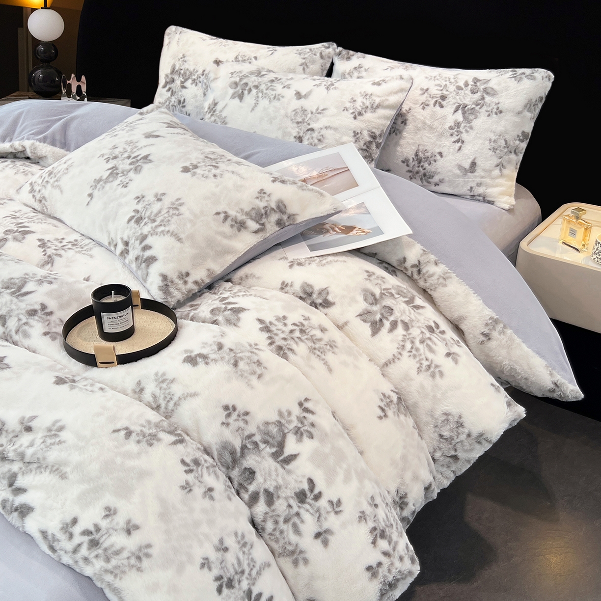 91家纺网 家纺一手货源 找家纺 悦织语 2025新款高克重加厚轻奢獭兔毛美拉德风四件套 兔毛-繁花