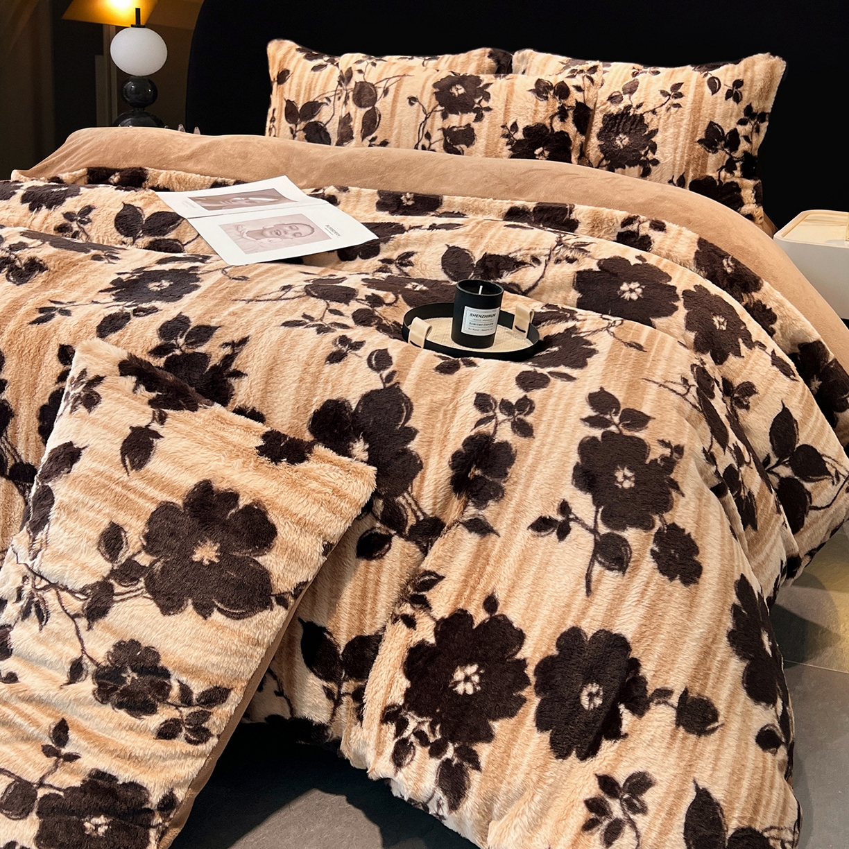 91家纺网 家纺一手货源 找家纺 悦织语 2025新款高克重加厚轻奢獭兔毛美拉德风四件套 兔毛-漫漫