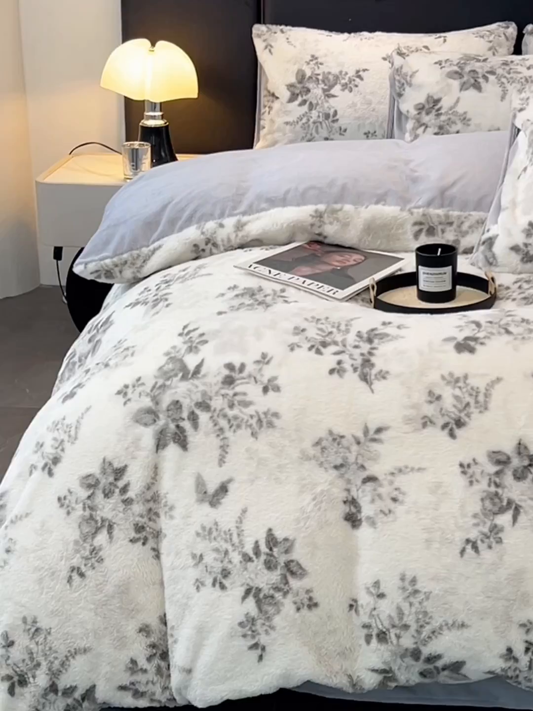 91家纺网 家纺一手货源 找家纺 悦织语 2025新款高克重加厚轻奢獭兔毛美拉德风四件套 兔毛-繁花