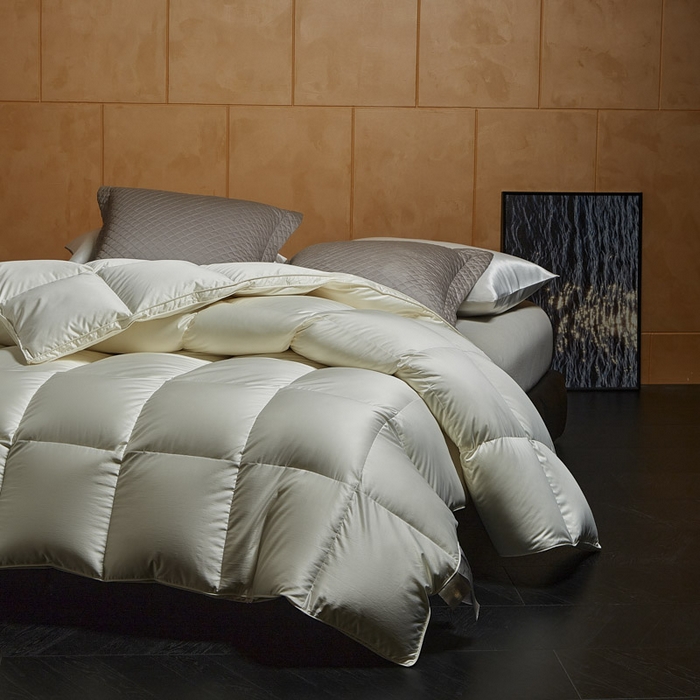91家纺网 家纺一手货源 找家纺 暖羽屋羽绒馆  2025新款国标95白鹅绒被芯 莱赛尔高端羽绒被子 绒子含量95羽绒被 双人婚庆冬被春秋被卡尔佩斯   X卡尔佩斯   米色