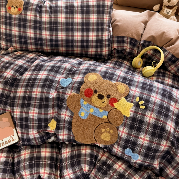 91家纺网 家纺一手货源 找家纺 如意朵 2025新款全棉磨毛卡通毛巾绣四件套（专版花型）-场景二 摘星熊