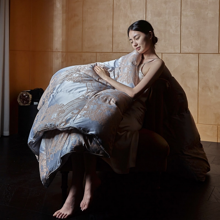 91家纺网 家纺一手货源 找家纺 暖羽屋羽绒馆  2025新款绒子含量95鹅绒被芯 双人羽绒被子 2米春秋被 冬被95白鹅绒被子1.8米床婚庆被芯 H凡尔赛纳