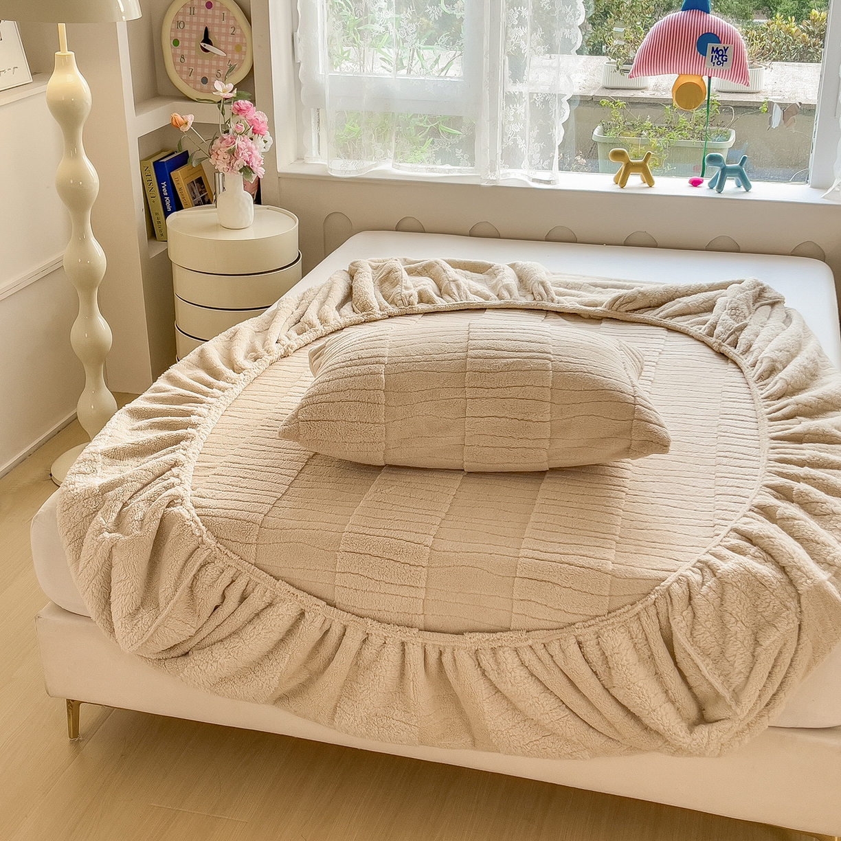 91家纺网 家纺一手货源 找家纺 （总）世纪绒品 2025新款A类水波纹提花牛奶绒床笠