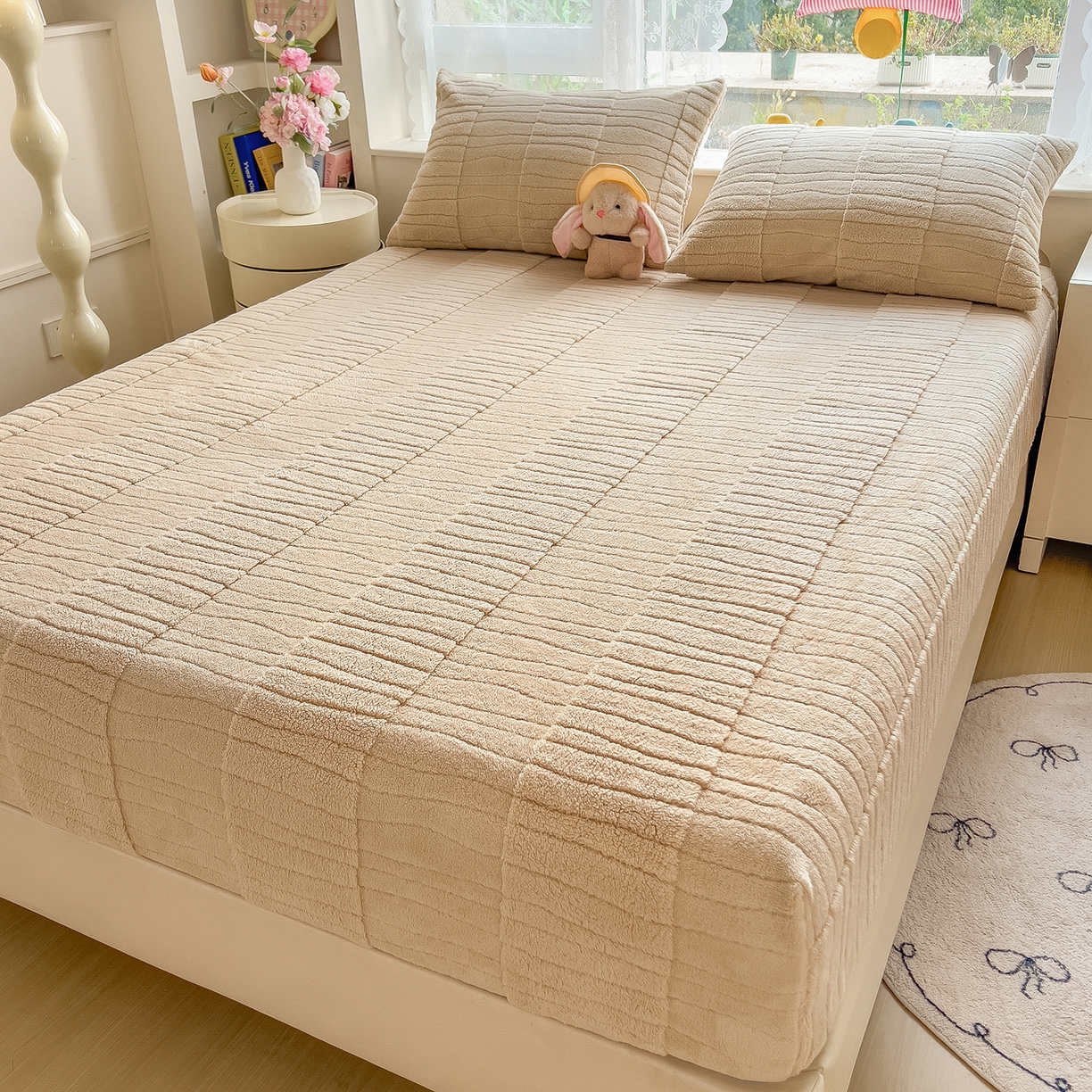 91家纺网 家纺一手货源 找家纺 （总）世纪绒品 2025新款A类水波纹提花牛奶绒床笠