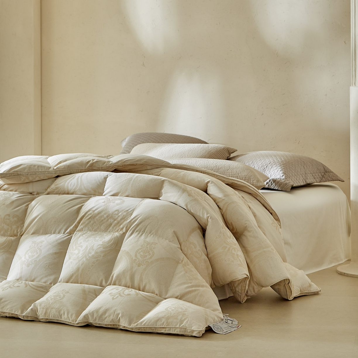 91家纺网 家纺一手货源 找家纺 （总）暖羽屋羽绒馆  2025新款绒子95白鸭绒被芯 A类彩棉 羽绒被子双人婚庆冬被2米床被子