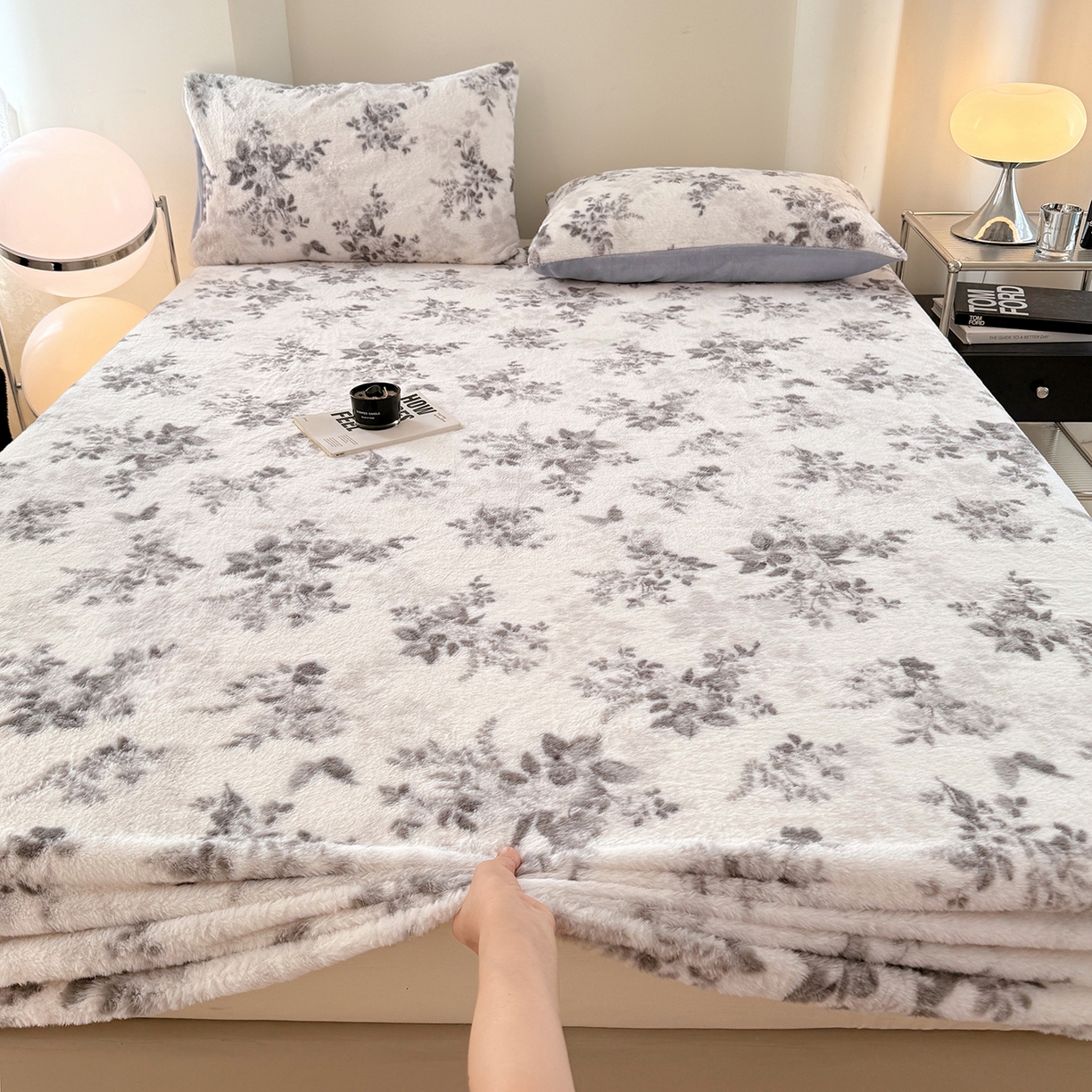 91家纺网 家纺一手货源 找家纺 悦织语 2025新款高克重加厚美拉德獭兔毛床笠床褥子床护垫 兔毛-繁花