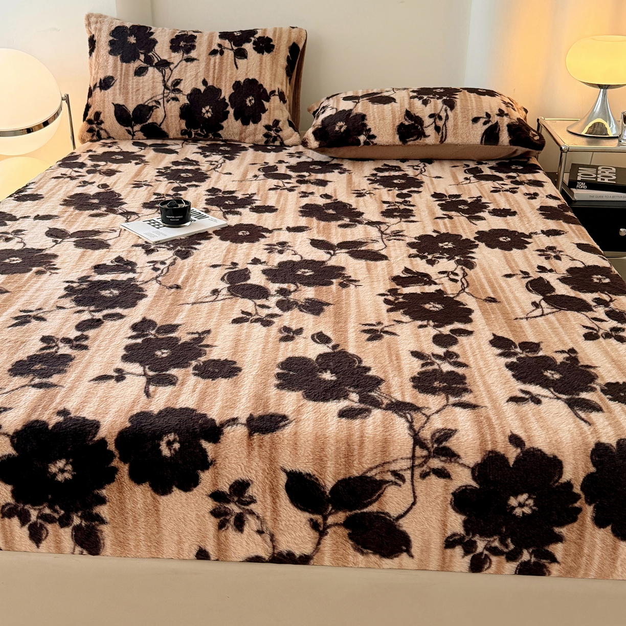 91家纺网 家纺一手货源 找家纺 （总）悦织语 2025新款高克重加厚美拉德獭兔毛床笠床褥子床护垫