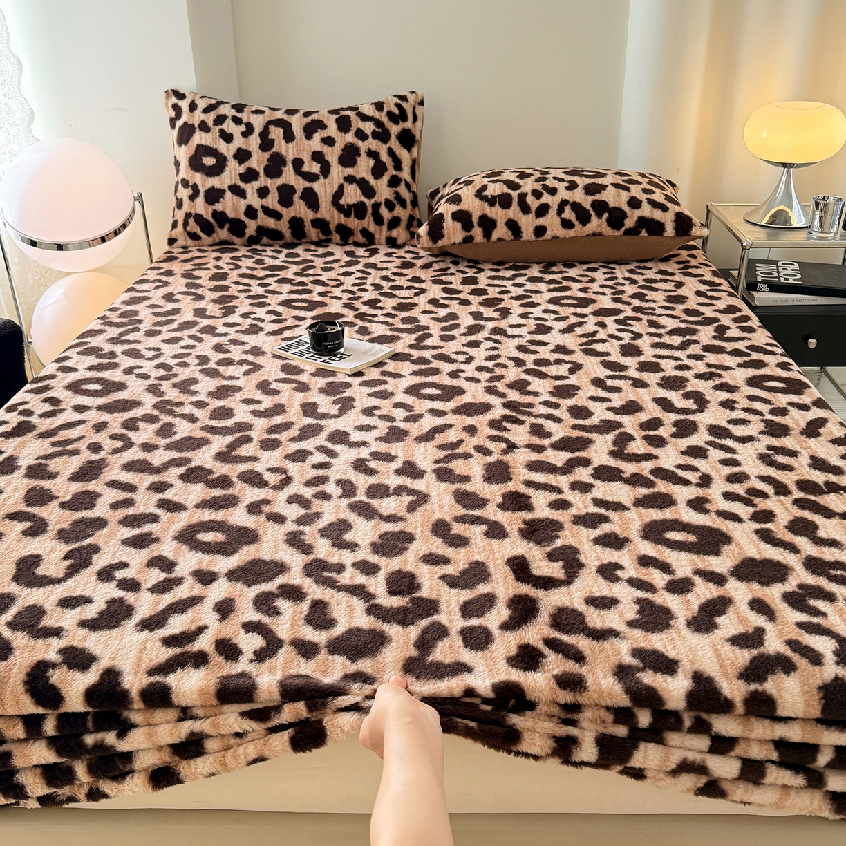 91家纺网 家纺一手货源 找家纺 悦织语 2025新款高克重加厚美拉德獭兔毛床笠床褥子床护垫 兔毛-豹纹