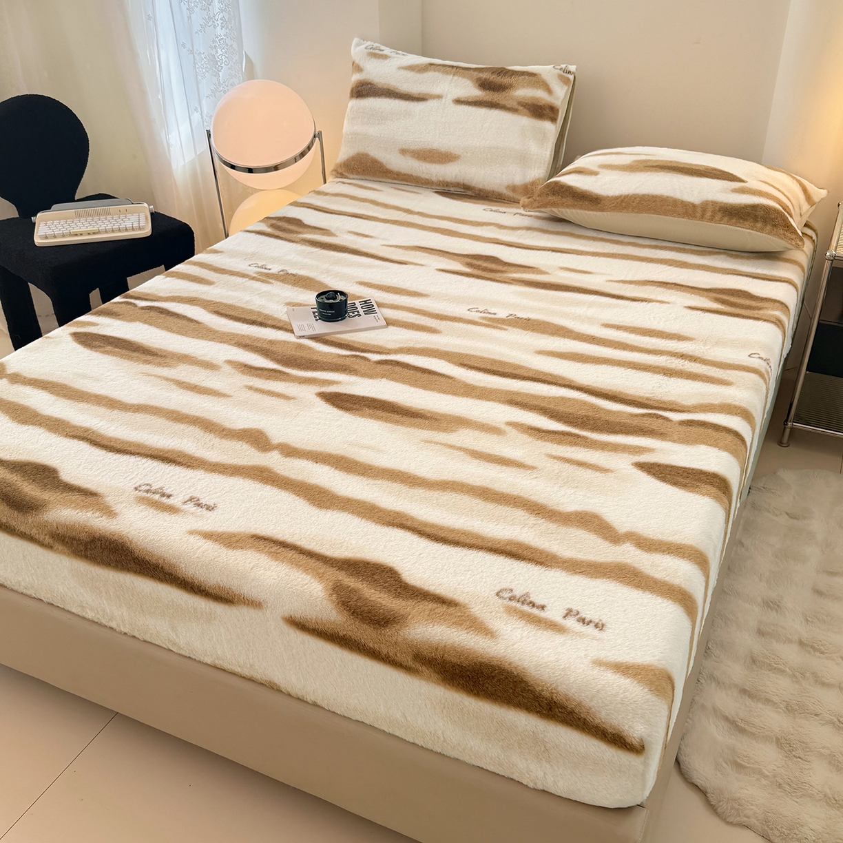 91家纺网 家纺一手货源 找家纺 悦织语 2025新款高克重加厚美拉德獭兔毛床笠床褥子床护垫 兔毛-拿铁纹