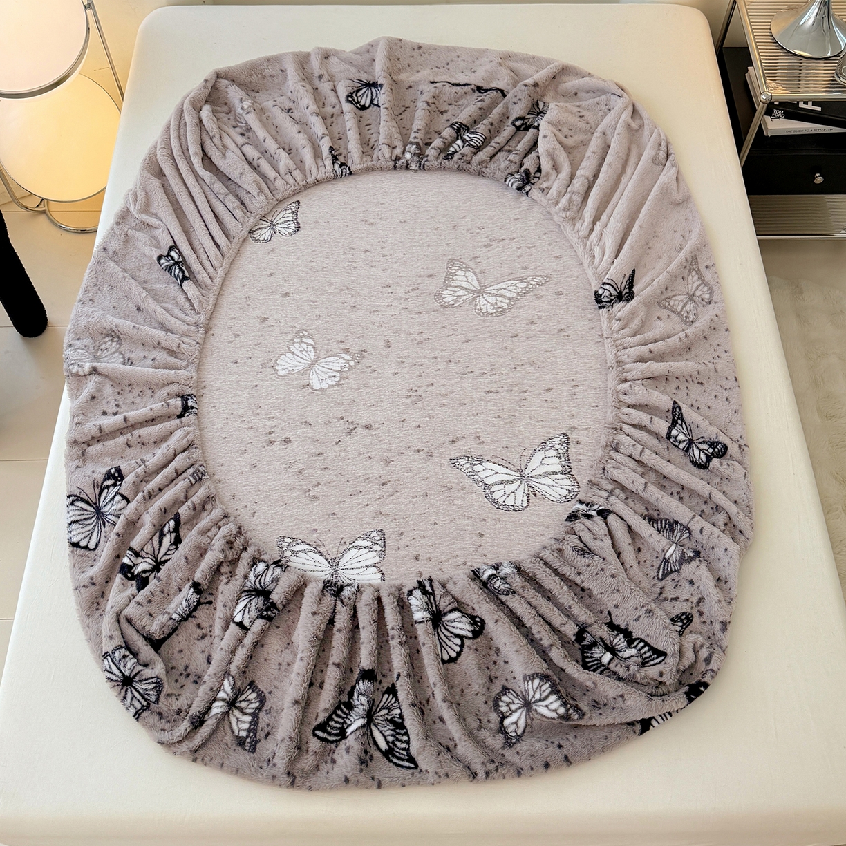 91家纺网 家纺一手货源 找家纺 悦织语 2025新款高克重加厚美拉德獭兔毛床笠床褥子床护垫 兔毛-蝶舞