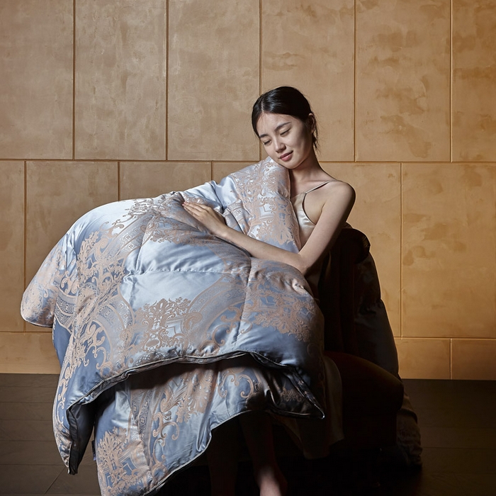 91家纺网 家纺一手货源 找家纺 暖羽屋羽绒馆  2025新款绒子含量95鹅绒被芯 双人羽绒被子 2米春秋被 冬被95白鹅绒被子1.8米床婚庆被芯 H凡尔赛纳