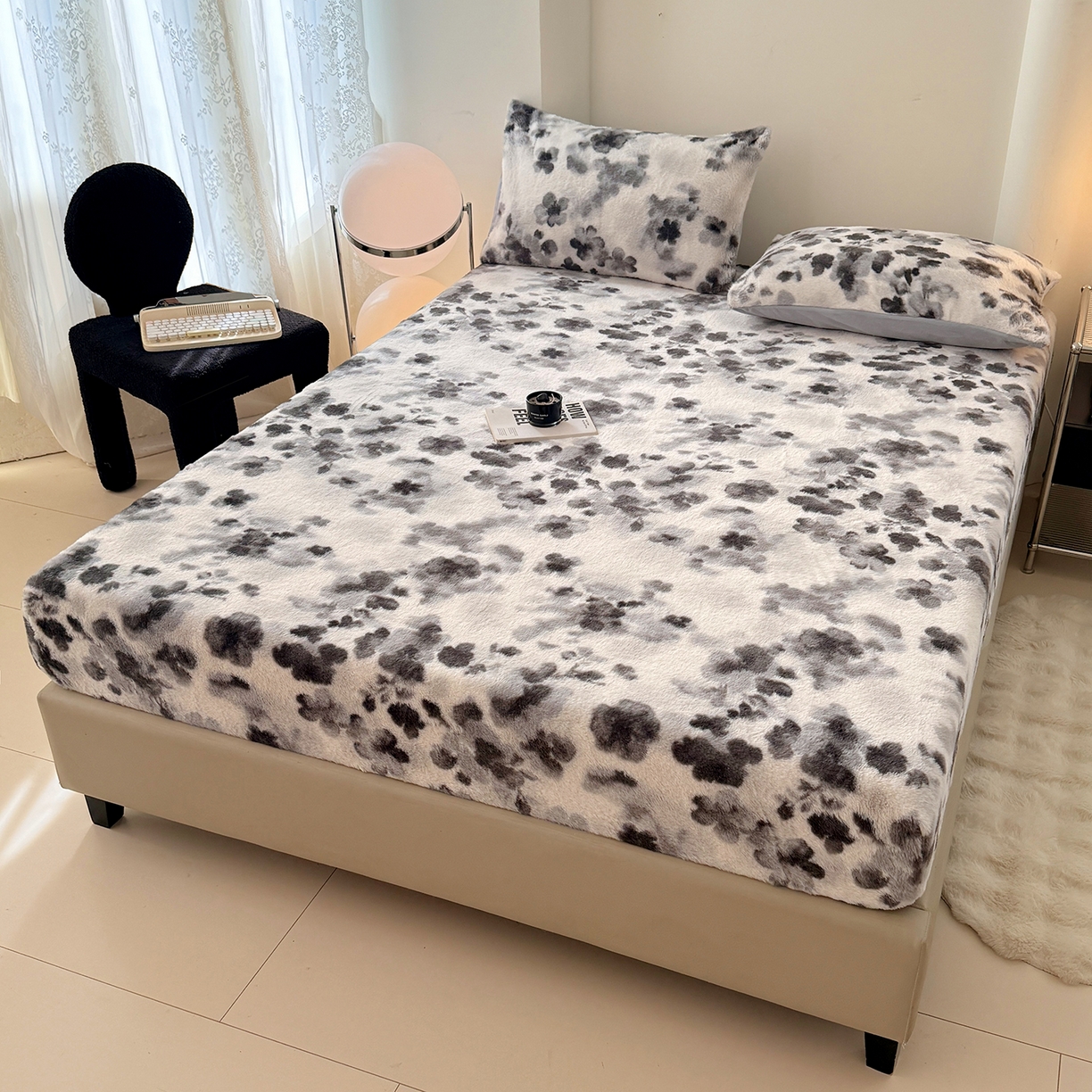 91家纺网 家纺一手货源 找家纺 悦织语 2025新款高克重加厚美拉德獭兔毛床笠床褥子床护垫 兔毛-墨花