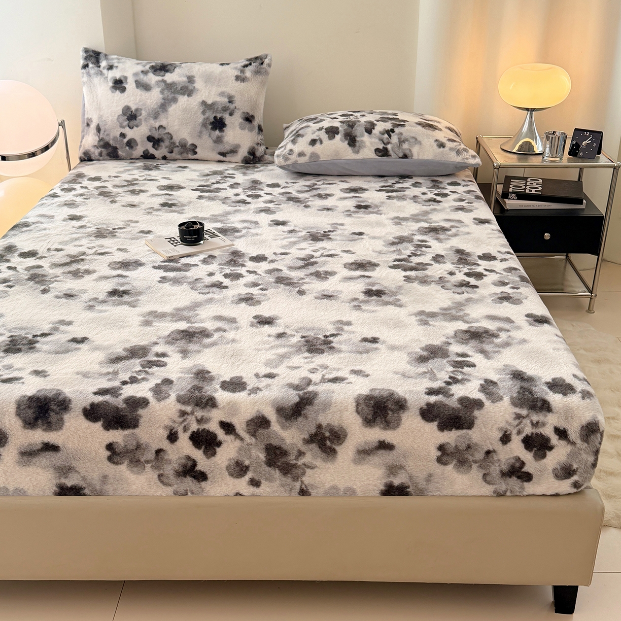 91家纺网 家纺一手货源 找家纺 悦织语 2025新款高克重加厚美拉德獭兔毛床笠床褥子床护垫 兔毛-墨花