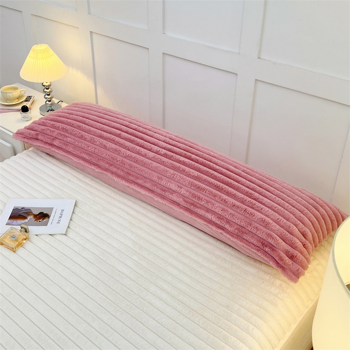 91家纺网 家纺一手货源 找家纺 梦舒羽 2025新款兔毛绒双人枕套牛奶绒加长法兰绒枕芯套法莱绒枕头套-抽条 兔毛绒抽条-云梦粉