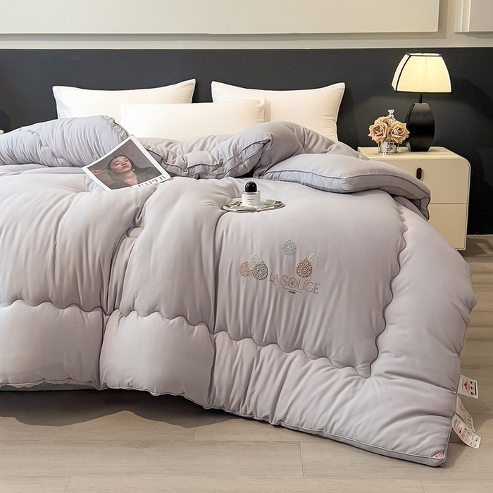 91家纺网 家纺一手货源 找家纺 丽莱美家纺 2025新款牛奶棉新疆羽丝绵被被子被芯-云柔系列 云柔-灰