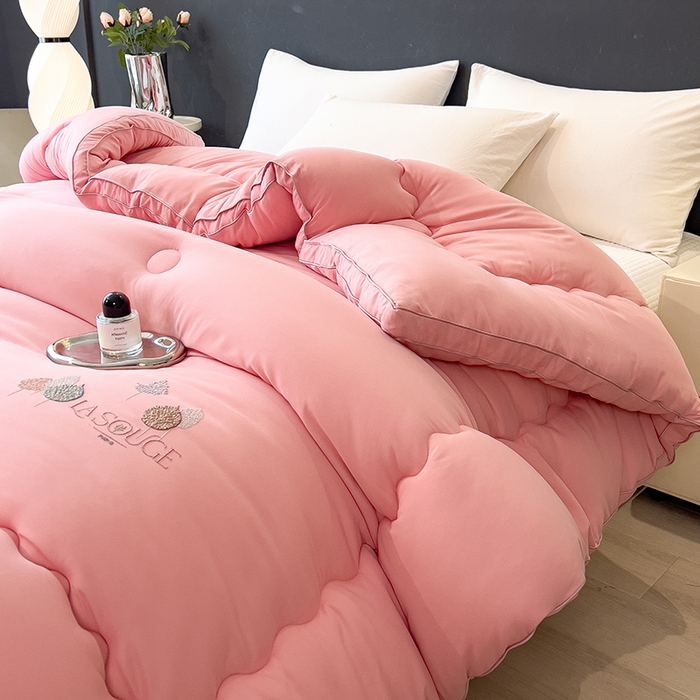 91家纺网 家纺一手货源 找家纺 丽莱美家纺 2025新款牛奶棉新疆羽丝绵被被子被芯-云柔系列 云柔-粉