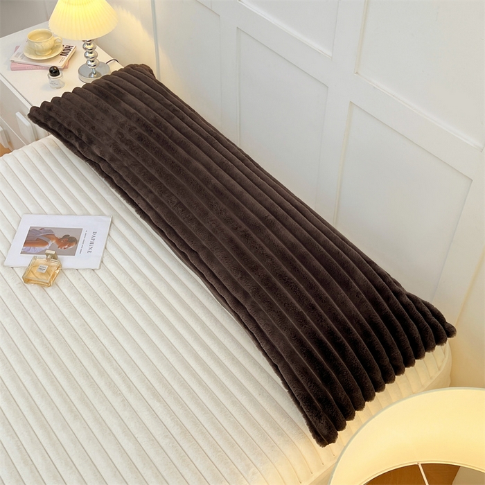 91家纺网 家纺一手货源 找家纺 梦舒羽 2025新款兔毛绒双人枕套牛奶绒加长法兰绒枕芯套法莱绒枕头套-抽条 兔毛绒抽条-咖啡色