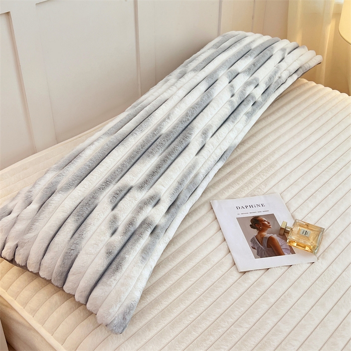 91家纺网 家纺一手货源 找家纺 梦舒羽 2025新款兔毛绒双人枕套牛奶绒加长法兰绒枕芯套法莱绒枕头套-抽条 兔毛绒抽条-梦幻浅灰