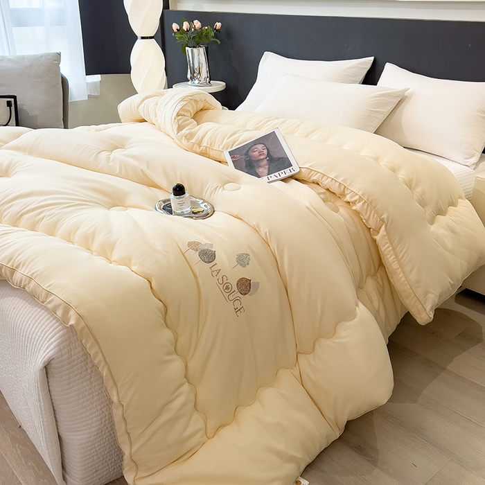 91家纺网 家纺一手货源 找家纺 丽莱美家纺 2025新款牛奶棉新疆羽丝绵被被子被芯-云柔系列 云柔-黄