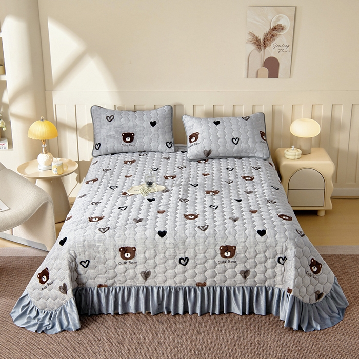 91家纺网 家纺一手货源 找家纺 （总）情煊家纺 2025新款简约加厚A类牛奶绒夹棉印花床盖