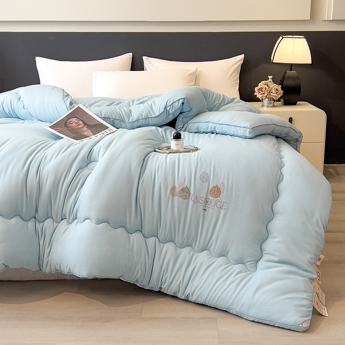 91家纺网 家纺一手货源 找家纺 丽莱美家纺 2025新款牛奶棉新疆羽丝绵被被子被芯-云柔系列 云柔-蓝