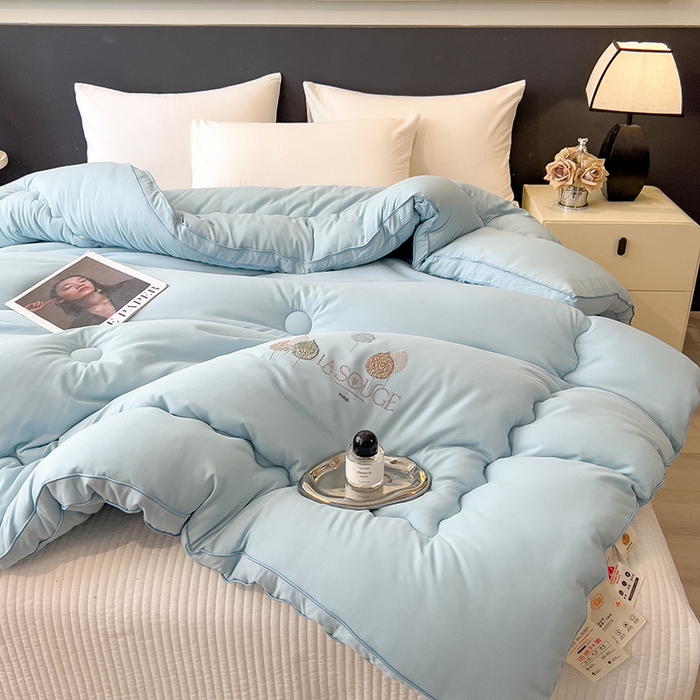 91家纺网 家纺一手货源 找家纺 丽莱美家纺 2025新款牛奶棉新疆羽丝绵被被子被芯-云柔系列 云柔-蓝