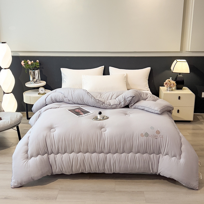 91家纺网 家纺一手货源 找家纺 （总）丽莱美家纺 2025新款牛奶棉新疆羽丝绵被被子被芯-云柔系列