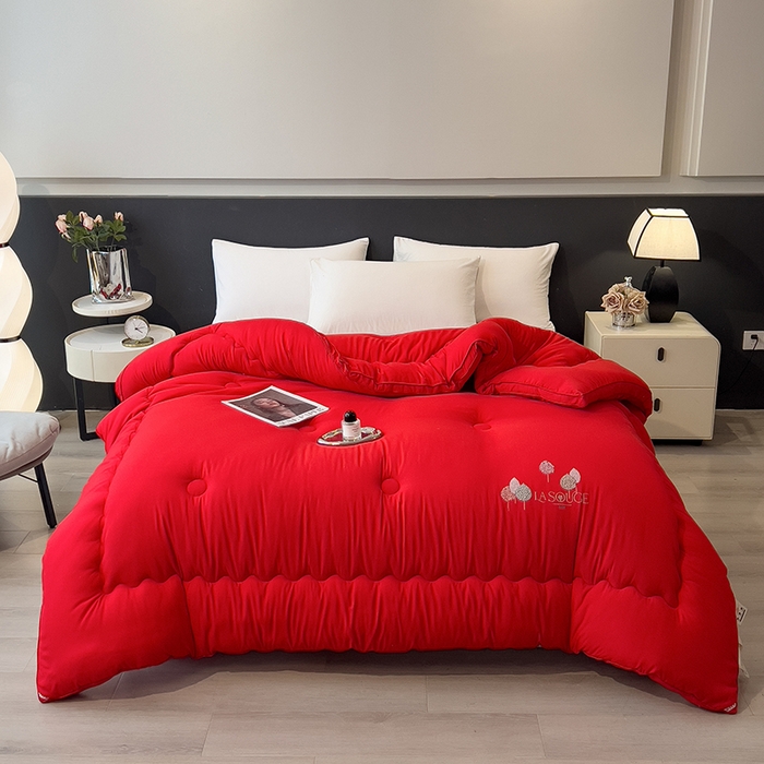 91家纺网 家纺一手货源 找家纺 （总）丽莱美家纺 2025新款牛奶棉新疆羽丝绵被被子被芯-云柔系列