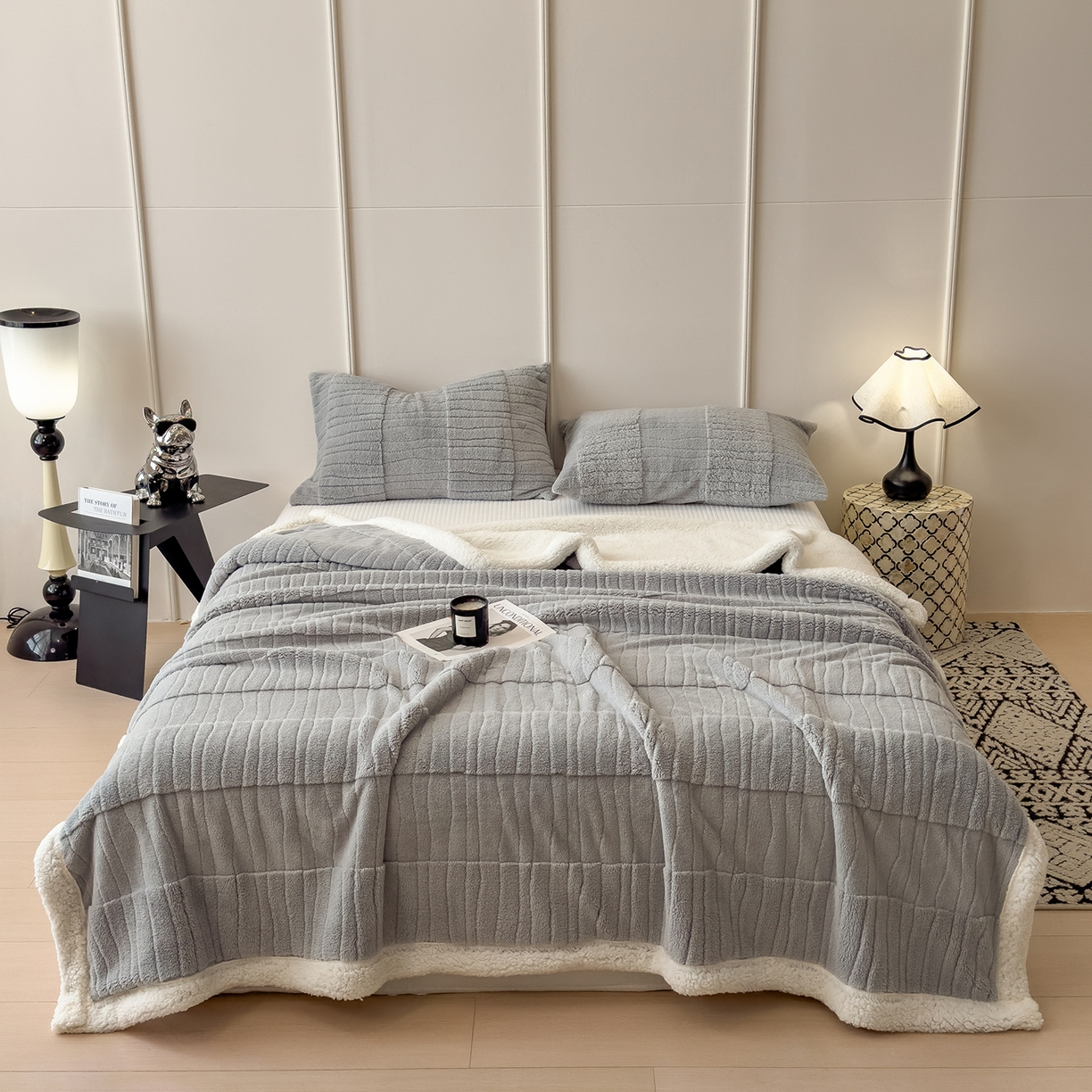 91家纺网 家纺一手货源 找家纺 世纪绒品 2025新款A类加厚水波纹羊羔绒双层提花毛毯 水波纹-浅灰