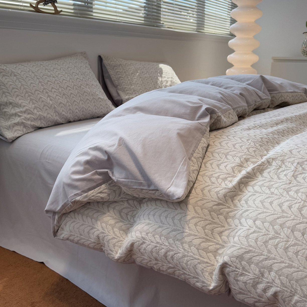 91家纺网 家纺一手货源 找家纺 慕尚家纺 2025新款全棉空气立体提花磨毛四件套 稻花-白灰