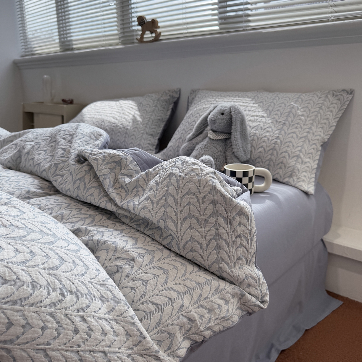 91家纺网 家纺一手货源 找家纺 慕尚家纺 2025新款全棉空气立体提花磨毛四件套 稻花-浅蓝