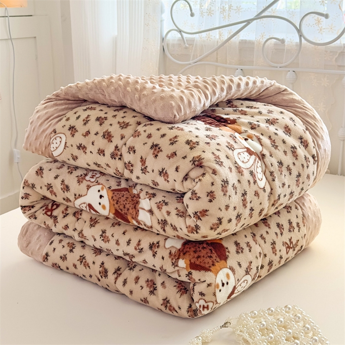 91家纺网 家纺一手货源 找家纺 （总）默忆 2025新款牛奶绒豆豆被被子被芯