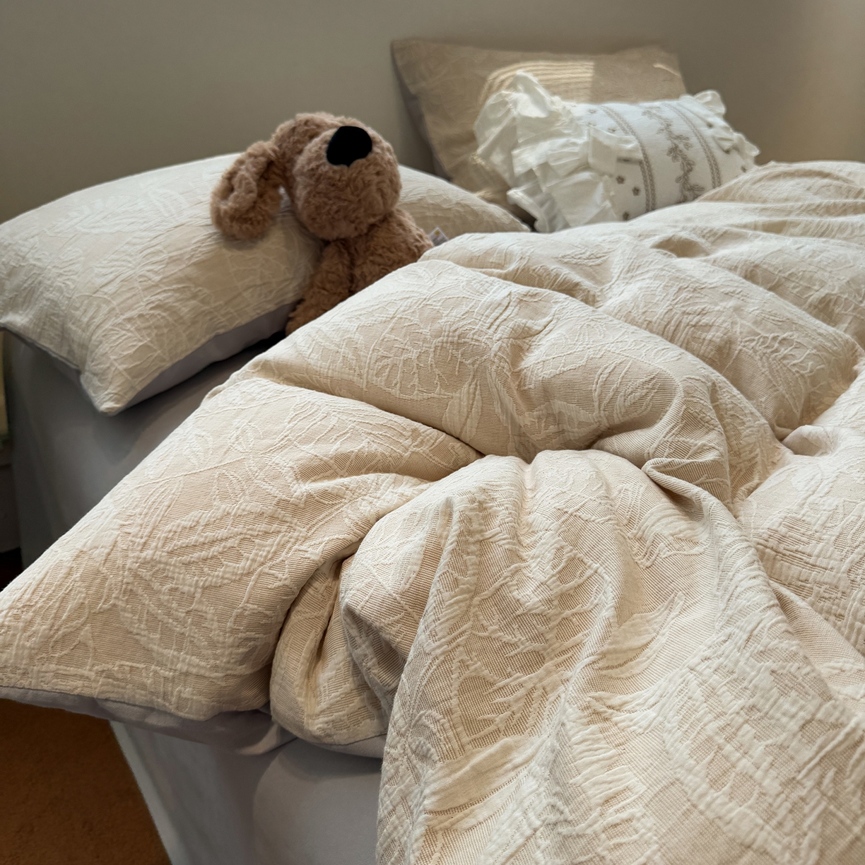 慕尚家纺 2025新款全棉空气立体提花磨毛四件套 繁花似锦-浅灰