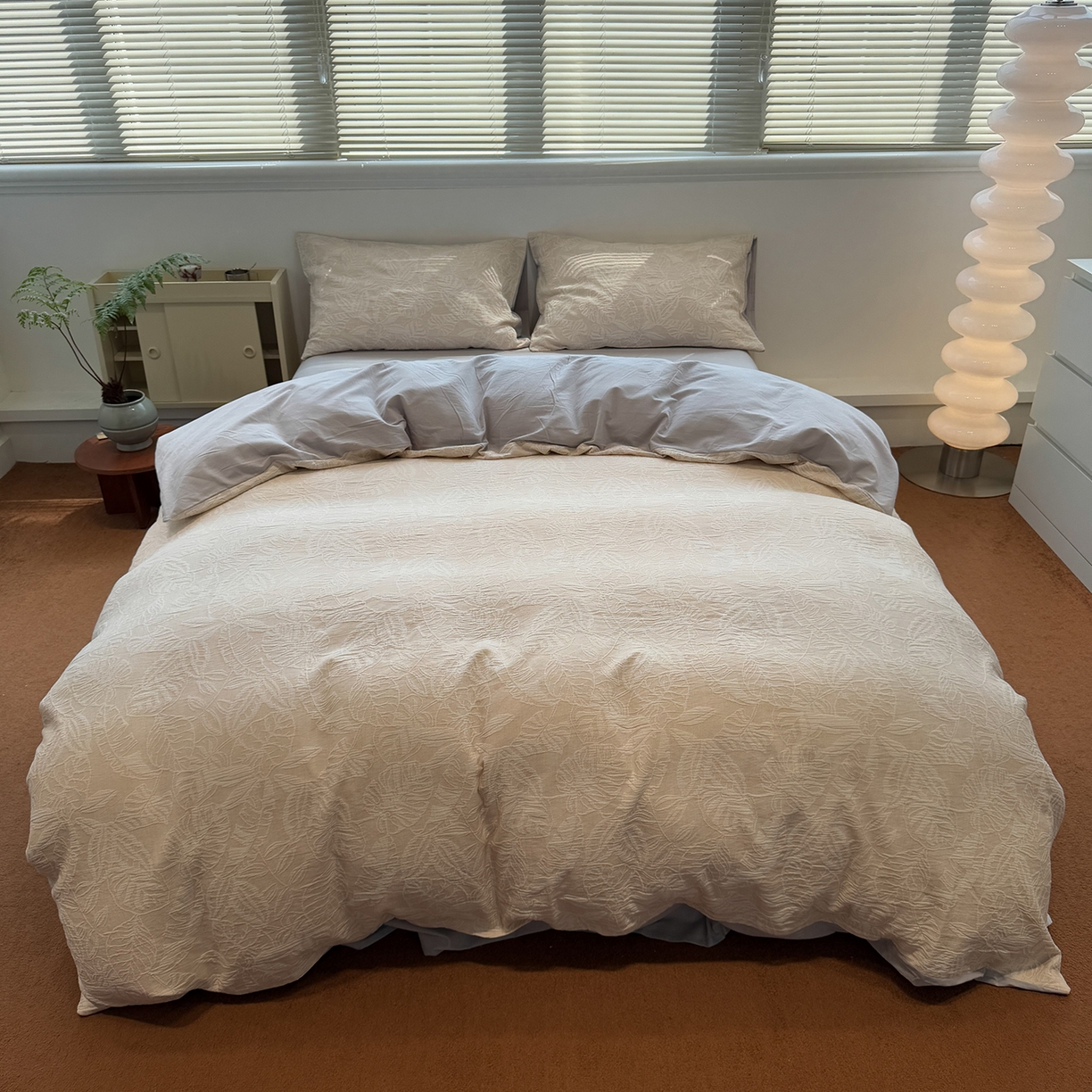 91家纺网 家纺一手货源 找家纺 慕尚家纺 2025新款全棉空气立体提花磨毛四件套 繁花似锦-浅灰