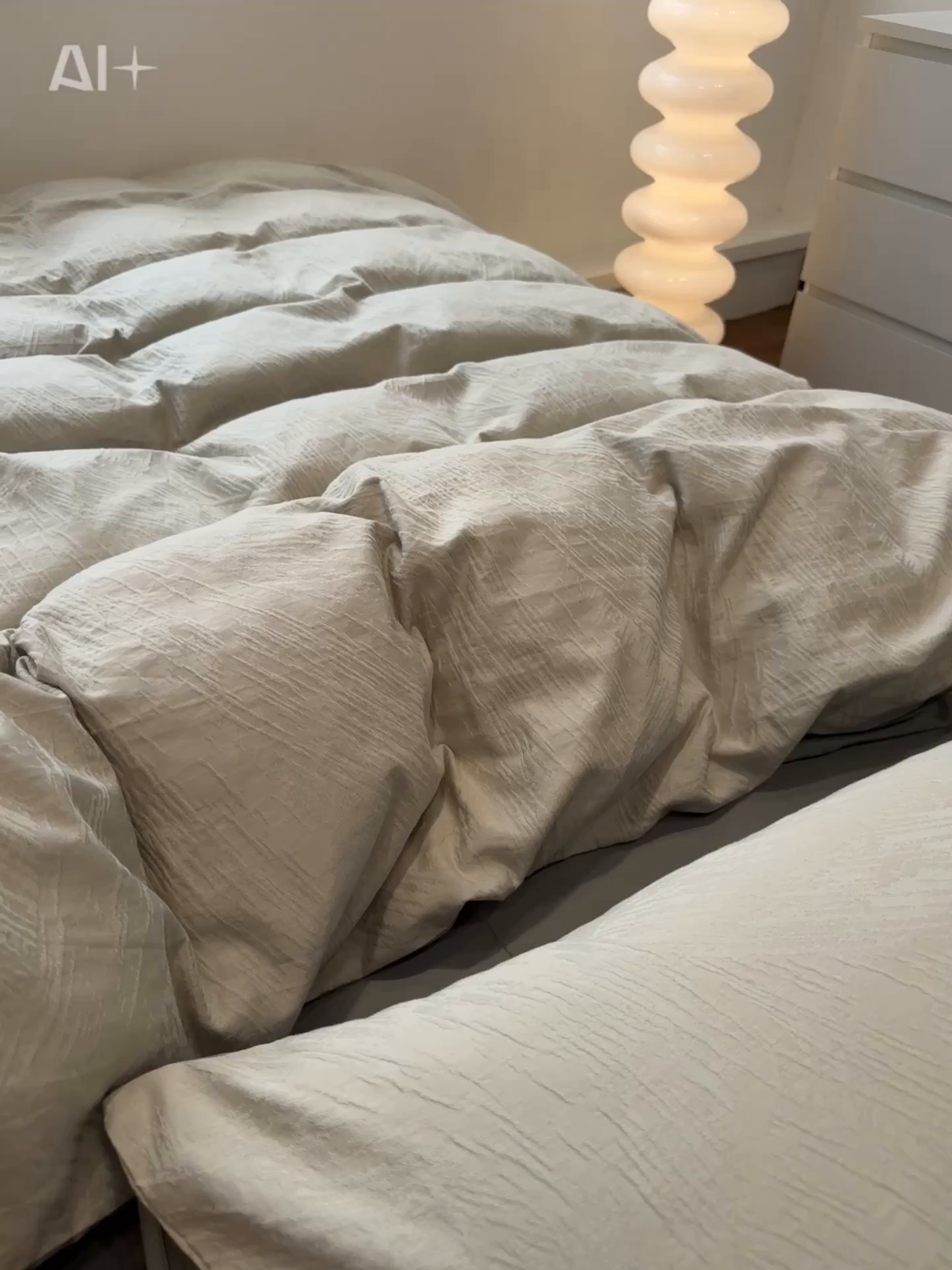 91家纺网 家纺一手货源 找家纺 慕尚家纺 2025新款全棉空气立体提花磨毛四件套 繁花似锦-浅灰