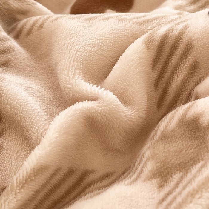 91家纺网 家纺一手货源 找家纺 默忆 2025新款牛奶绒豆豆被被子被芯 格子熊