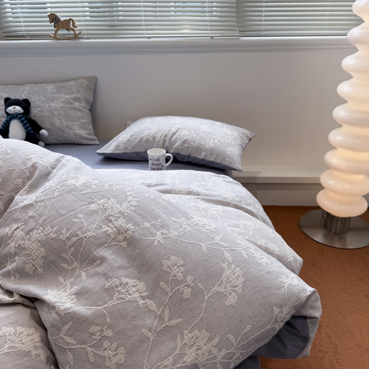 91家纺网 家纺一手货源 找家纺 慕尚家纺 2025新款全棉空气立体提花磨毛四件套 烟花-灰蓝