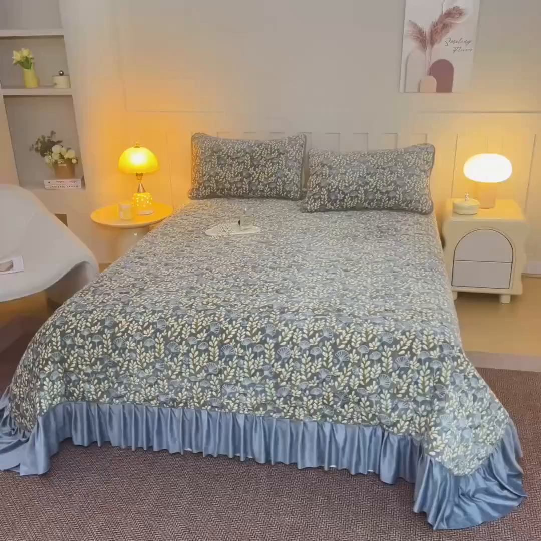 91家纺网 家纺一手货源 找家纺 情煊家纺 2025新款简约加厚A类牛奶绒夹棉印花床盖 银杏叶